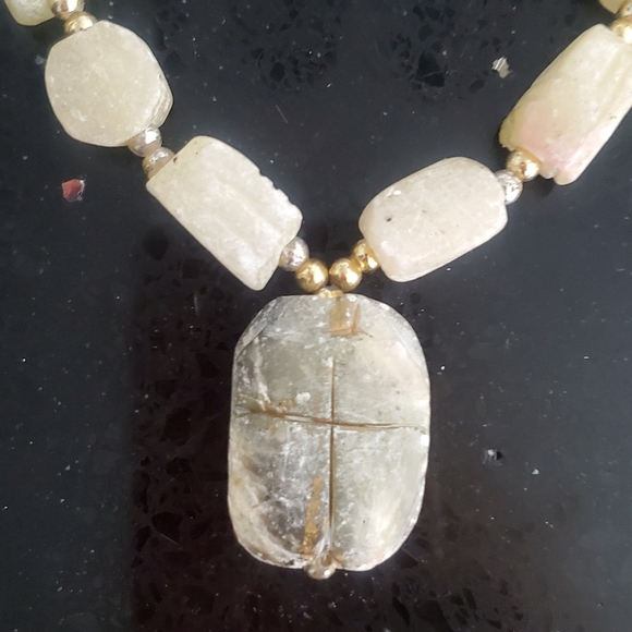 Vintage 70s Soapstone Carved Scarab Beaded Necklace Egyptian Revival Neutral - Picture 2 of 5
